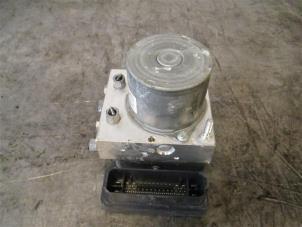 Gebruikte ABS Pomp Opel Combo Cargo 1.5 CDTI 100 Prijs op aanvraag aangeboden door Autohandel-Smet Gebroeders NV