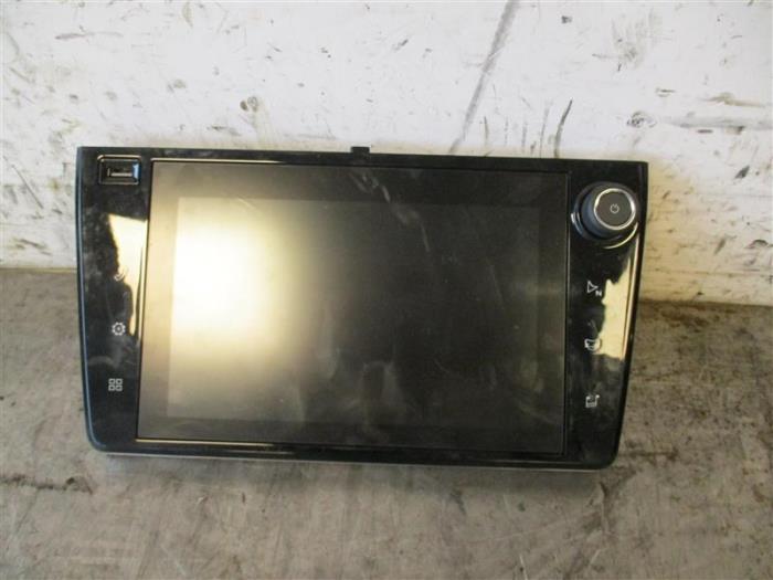 Gebruikte Display Interieur Opel Combo Cargo 1.5 CDTI 100 Prijs op aanvraag aangeboden door Autohandel-Smet Gebroeders NV
