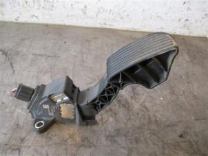 Gebruikte Gaspedaalpositie Sensor Peugeot 108 1.0 12V Prijs op aanvraag aangeboden door Autohandel-Smet Gebroeders NV