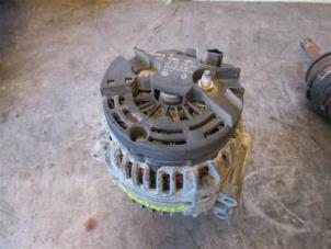 Gebruikte Alternator Dacia Sandero I (BS) 1.4 Prijs op aanvraag aangeboden door Autohandel-Smet Gebroeders NV