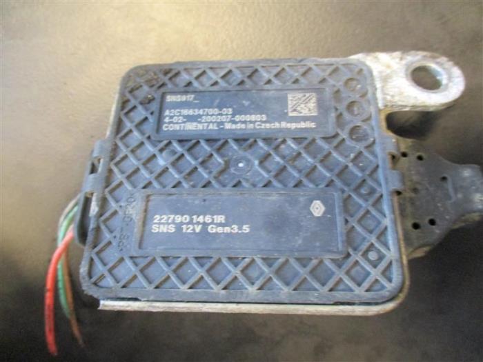 Gebruikte Nox sensor Dacia Lodgy (JS/SD0J) 1.5 Blue dCi 95 Prijs op aanvraag aangeboden door Autohandel-Smet Gebroeders NV
