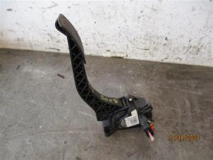 Gebruikte Gaspedaalpositie Sensor Peugeot 5008 II (M4/MC/MJ/MR) 1.5 BlueHDi 130 Prijs op aanvraag aangeboden door Autohandel-Smet Gebroeders NV