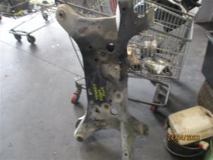 Gebruikte Subframe Ford Transit 2.0 TDCi 16V Eco Blue 170 Prijs op aanvraag aangeboden door Autohandel-Smet Gebroeders NV
