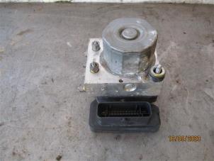 Gebruikte ABS Pomp Dacia Duster (HS) 1.2 TCE 16V Prijs op aanvraag aangeboden door Autohandel-Smet Gebroeders NV