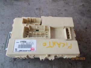 Gebruikte Zekeringkast Kia Picanto (TA) 1.0 12V Prijs op aanvraag aangeboden door Autohandel-Smet Gebroeders NV