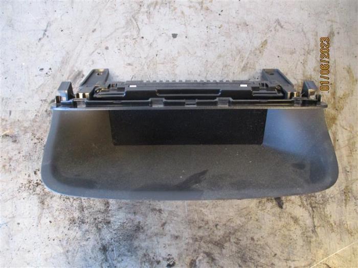 Gebruikte Display Interieur Opel Meriva (B) Prijs op aanvraag aangeboden door Autohandel-Smet Gebroeders NV