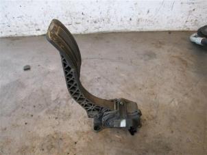 Gebruikte Sensor Gaspedaalpositie DS Automobiles DS 7 Crossback 1.6 16V E-Tense 4x4 Prijs op aanvraag aangeboden door Autohandel-Smet Gebroeders NV