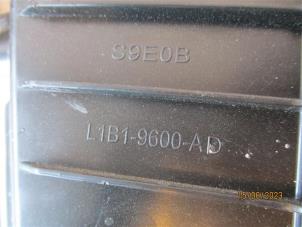 Gebruikte Luchtfilterhuis Ford Puma 1.0 Ti-VCT EcoBoost mHEV 12V Prijs op aanvraag aangeboden door Autohandel-Smet Gebroeders NV