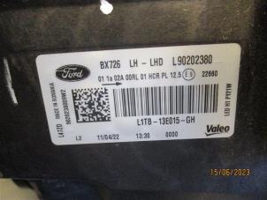 Gebruikte Linker Koplamp Ford Puma 1.0 Ti-VCT EcoBoost mHEV 12V Prijs op aanvraag aangeboden door Autohandel-Smet Gebroeders NV