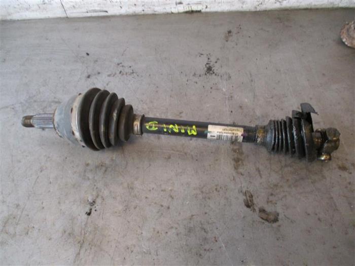 Gebruikte Aandrijfas rechts-achter Mini Countryman (R60) 2.0 Cooper D 16V Autom. Prijs op aanvraag aangeboden door Autohandel-Smet Gebroeders NV