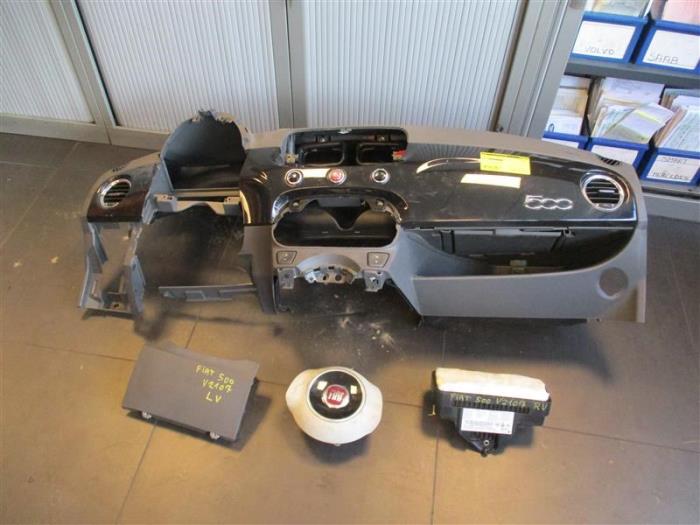 Airbag set + dashboard van een Fiat 500 (312) 1.2 69 2012