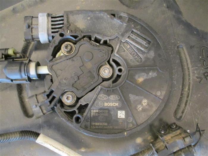Gebruikte Adblue pomp Hyundai Tucson (NX) Prijs op aanvraag aangeboden door Autohandel-Smet Gebroeders NV