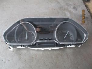 Gebruikte Kilometerteller KM Peugeot 2008 (CU) 1.6 BlueHDi 120 Prijs op aanvraag aangeboden door Autohandel-Smet Gebroeders NV