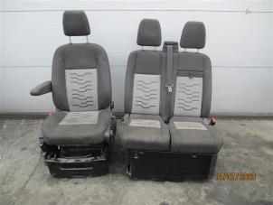 Gebruikte Interieur Bekledingsset Ford Transit Custom 2.0 TDCi 16V Eco Blue 130 Prijs op aanvraag aangeboden door Autohandel-Smet Gebroeders NV