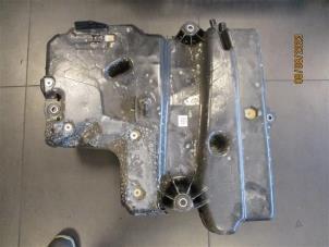 Gebruikte Tank adblue Volkswagen Transporter T6 2.0 TDI Prijs op aanvraag aangeboden door Autohandel-Smet Gebroeders NV