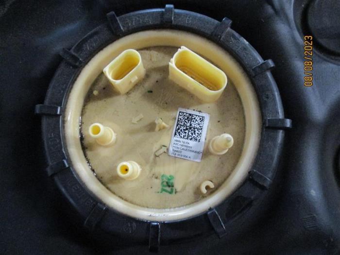 Gebruikte Tank element Pomp Volkswagen Transporter T6 2.0 TDI Prijs op aanvraag aangeboden door Autohandel-Smet Gebroeders NV