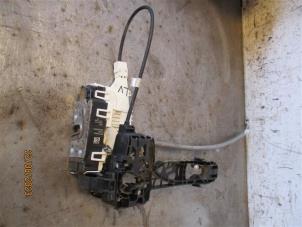 Gebruikte Slotmechaniek Portier 2Deurs links Mercedes Sprinter 4t (907.6/910.6) 416 CDI 2.1 D RWD Prijs op aanvraag aangeboden door Autohandel-Smet Gebroeders NV