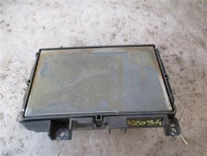 Gebruikte Display Interieur Renault Captur (2R) 0.9 Energy TCE 12V Prijs op aanvraag aangeboden door Autohandel-Smet Gebroeders NV