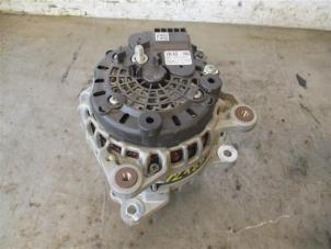 Gebruikte Alternator Skoda Fabia III (NJ3) 1.2 TSI 16V Prijs op aanvraag aangeboden door Autohandel-Smet Gebroeders NV