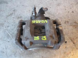 Gebruikte Remklauw (Tang) rechts-achter Ford Transit 2.0 TDCi 16V Eco Blue 170 Prijs op aanvraag aangeboden door Autohandel-Smet Gebroeders NV