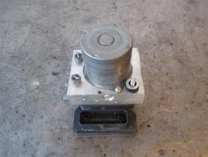 Gebruikte ABS Pomp Ford Transit 2.0 TDCi 16V Eco Blue 170 Prijs op aanvraag aangeboden door Autohandel-Smet Gebroeders NV