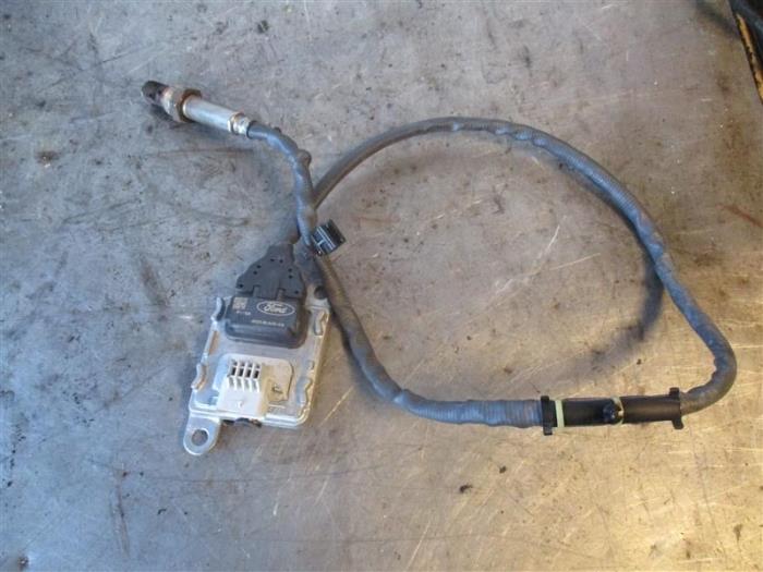 Gebruikte Nox sensor Ford Transit 2.0 TDCi 16V Eco Blue 170 Prijs op aanvraag aangeboden door Autohandel-Smet Gebroeders NV