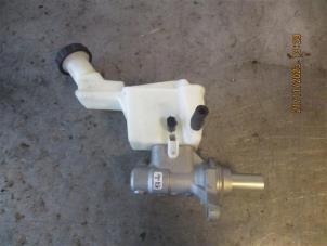 Gebruikte Hoofdremcilinder Nissan Micra (K14) 1.0 IG-T 100 Prijs op aanvraag aangeboden door Autohandel-Smet Gebroeders NV