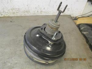 Gebruikte Rembekrachtiger BMW 5 serie (F10) 520d 16V Prijs op aanvraag aangeboden door Autohandel-Smet Gebroeders NV