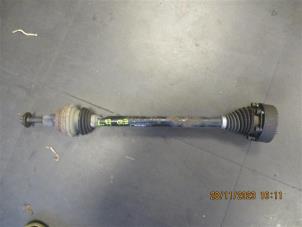 Gebruikte Steekas links-achter Audi Q3 (8UB/8UG) Prijs op aanvraag aangeboden door Autohandel-Smet Gebroeders NV