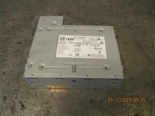 Gebruikte Radio module Audi A3 Limousine (8YS) 1.5 35 TFSI 16V Mild Hybrid Prijs op aanvraag aangeboden door Autohandel-Smet Gebroeders NV