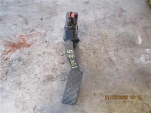 Gebruikte Gaspedaalpositie Sensor Volkswagen Golf VII (AUA) 1.6 TDI BMT 16V Prijs op aanvraag aangeboden door Autohandel-Smet Gebroeders NV