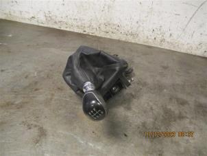 Gebruikte Versnellingspook Ford Transit Custom 2.2 TDCi 16V Prijs op aanvraag aangeboden door Autohandel-Smet Gebroeders NV