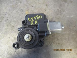 Gebruikte Motor electrisch raam Volkswagen Polo V (6R) 1.2 TSI 16V BlueMotion Technology Prijs op aanvraag aangeboden door Autohandel-Smet Gebroeders NV