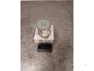 Gebruikte ABS Pomp Volkswagen Sharan (7N) 2.0 TDI 16V Prijs op aanvraag aangeboden door Autohandel-Smet Gebroeders NV