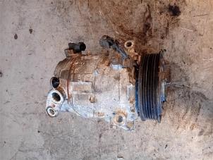 Gebruikte Pomp Airco Jeep Cherokee (KL) 2.2 Multijet II 16V 4x4 Prijs op aanvraag aangeboden door Autohandel-Smet Gebroeders NV