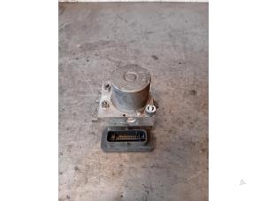 Gebruikte ABS Pomp Mazda CX-3 (DJ/DK) 1.5 Skyactiv D 105 16V Prijs op aanvraag aangeboden door Autohandel-Smet Gebroeders NV