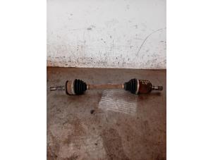 Gebruikte Homokineetas links-voor Opel Astra K 1.5 CDTi 122 12V Prijs op aanvraag aangeboden door Autohandel-Smet Gebroeders NV