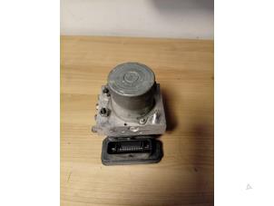 Gebruikte ABS Pomp Ford Transit 2.0 TDCi 16V Eco Blue 130 Prijs op aanvraag aangeboden door Autohandel-Smet Gebroeders NV