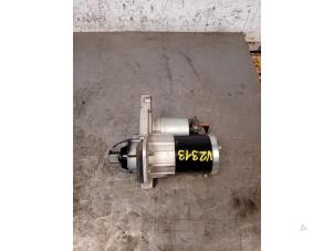 Gebruikte Startmotor Renault Clio IV (5R) 1.2 TCE 16V GT EDC Prijs op aanvraag aangeboden door Autohandel-Smet Gebroeders NV