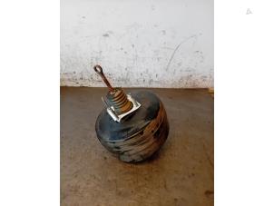 Gebruikte Rembekrachtiger Ford Transit 2.0 TDCi 16V Eco Blue 170 RWD Prijs op aanvraag aangeboden door Autohandel-Smet Gebroeders NV