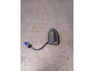 Gebruikte Antenne Ford Focus 4 1.0 Ti-VCT EcoBoost 12V 125 Prijs op aanvraag aangeboden door Autohandel-Smet Gebroeders NV