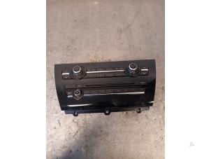 Gebruikte Airco bedieningspaneel BMW X5 (F15) xDrive 40e PHEV 2.0 Prijs op aanvraag aangeboden door Autohandel-Smet Gebroeders NV