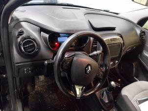 Gebruikte Airbag set + dashboard Renault Captur (2R) 0.9 Energy TCE 12V Prijs op aanvraag aangeboden door Autohandel-Smet Gebroeders NV