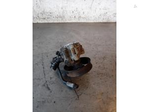 Gebruikte Pomp Servo Toyota Land Cruiser (J15) 2.8 D-4D 16V Prijs op aanvraag aangeboden door Autohandel-Smet Gebroeders NV