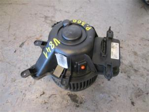 Gebruikte Chaufage Ventilatiemotor Peugeot 3008 Prijs op aanvraag aangeboden door Autohandel-Smet Gebroeders NV