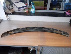 Gebruikte Paravent BMW 2 serie Gran Tourer (F46) 218d 2.0 TwinPower Turbo 16V Prijs op aanvraag aangeboden door Autohandel-Smet Gebroeders NV