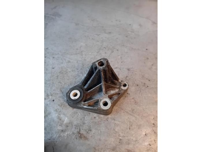 Motorsteun Ford C-Max (DXA), 2010 / 2019 1.6 TDCi 16V Van, MPV, Diesel, 1.560cc, 70kW (95pk), FWD, T3DA; T3DB, 2010-12 / 2019-06 (Gebruikt)