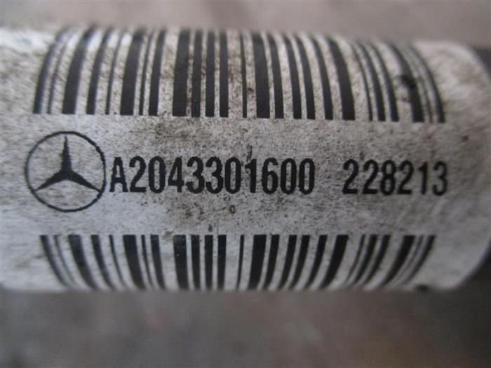 Aandrijfas rechts-voor van een Mercedes-Benz GLK (204.7/9) 2.2 220 CDI 16V BlueEfficiency 4-Matic 2014