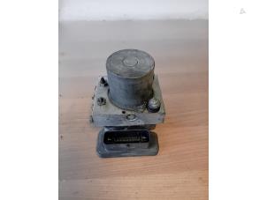 Gebruikte ABS Pomp Volkswagen Crafter 2.0 TDI 16V Prijs op aanvraag aangeboden door Autohandel-Smet Gebroeders NV