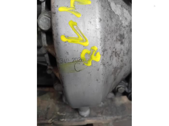 Versnellingsbak van een Peugeot Expert (V1/VA/VB/VE/VF/VT/VY) 2.0 Blue HDi 120 16V 2021